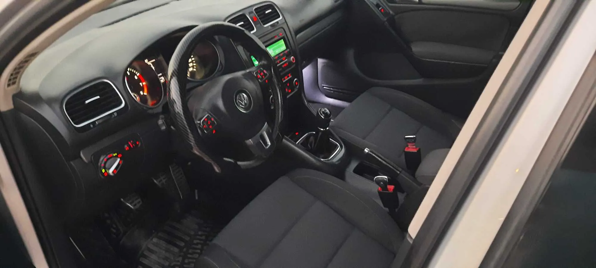 Golf 6 Style modèle 2012 etat neuve Tl:28431642