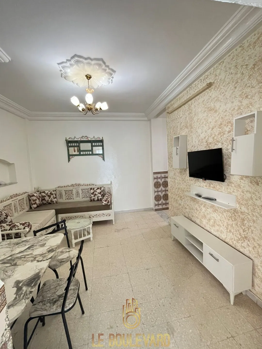 A louer Appartement S+2 à Nabeul centre ville 