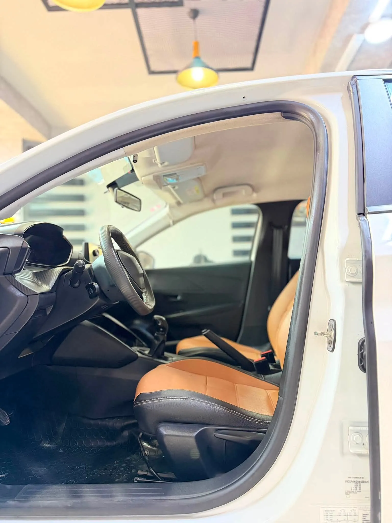 peugoet 208