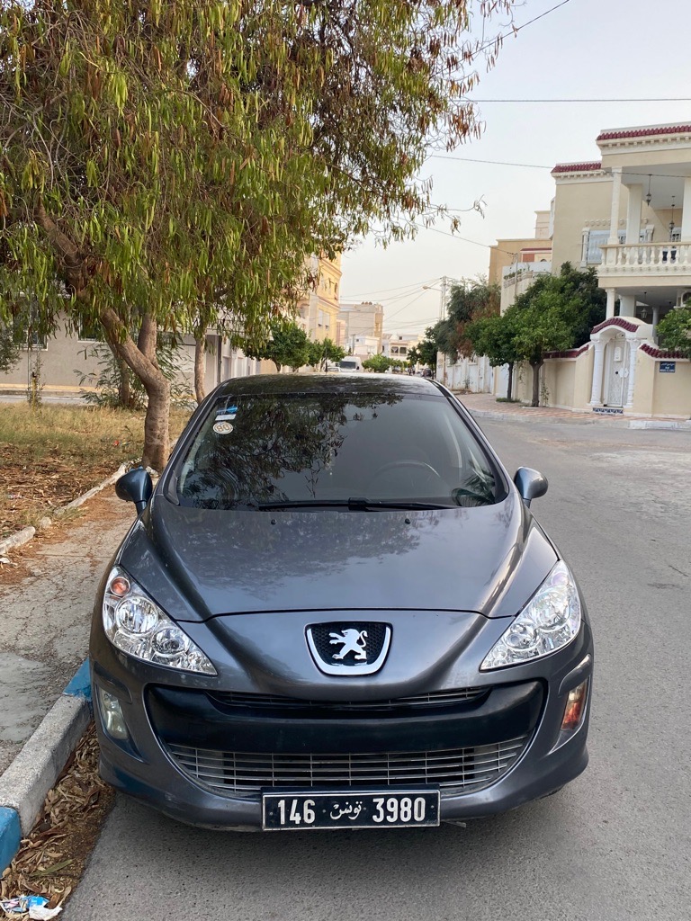 Peugeot 308(2010)