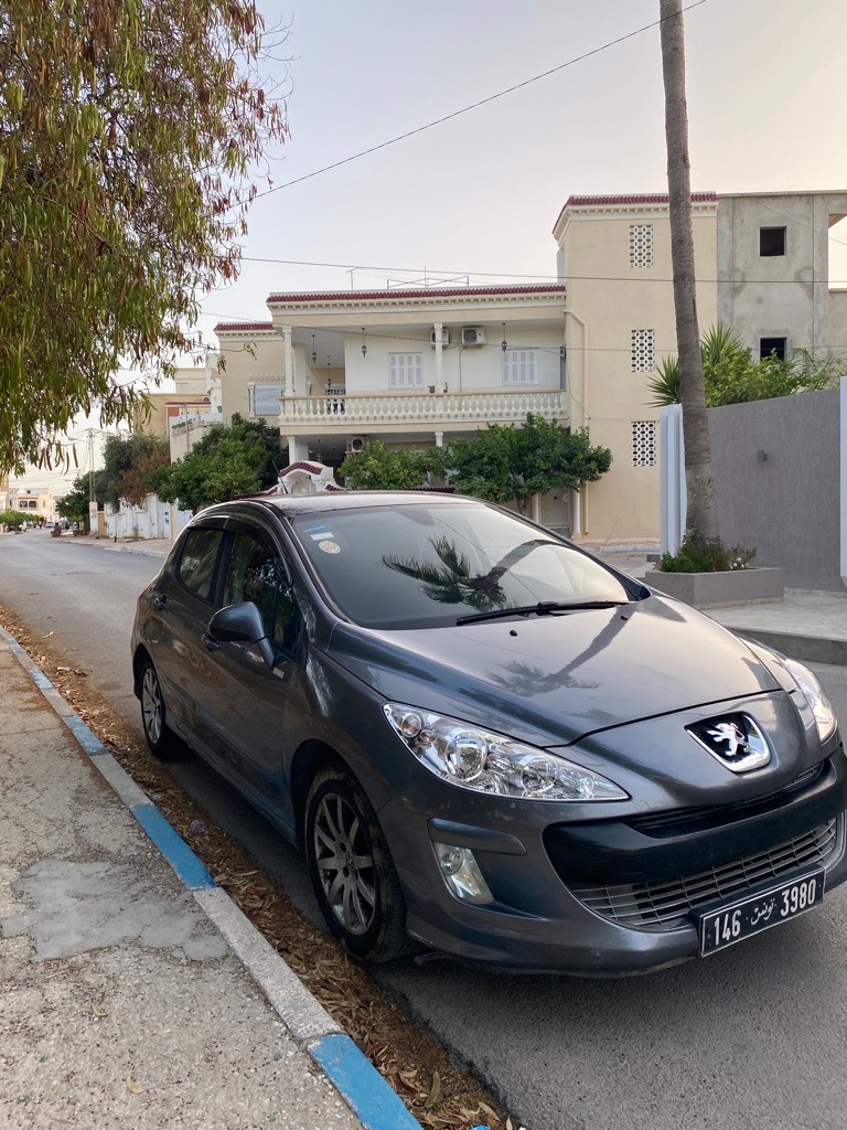 Peugeot 308(2010)