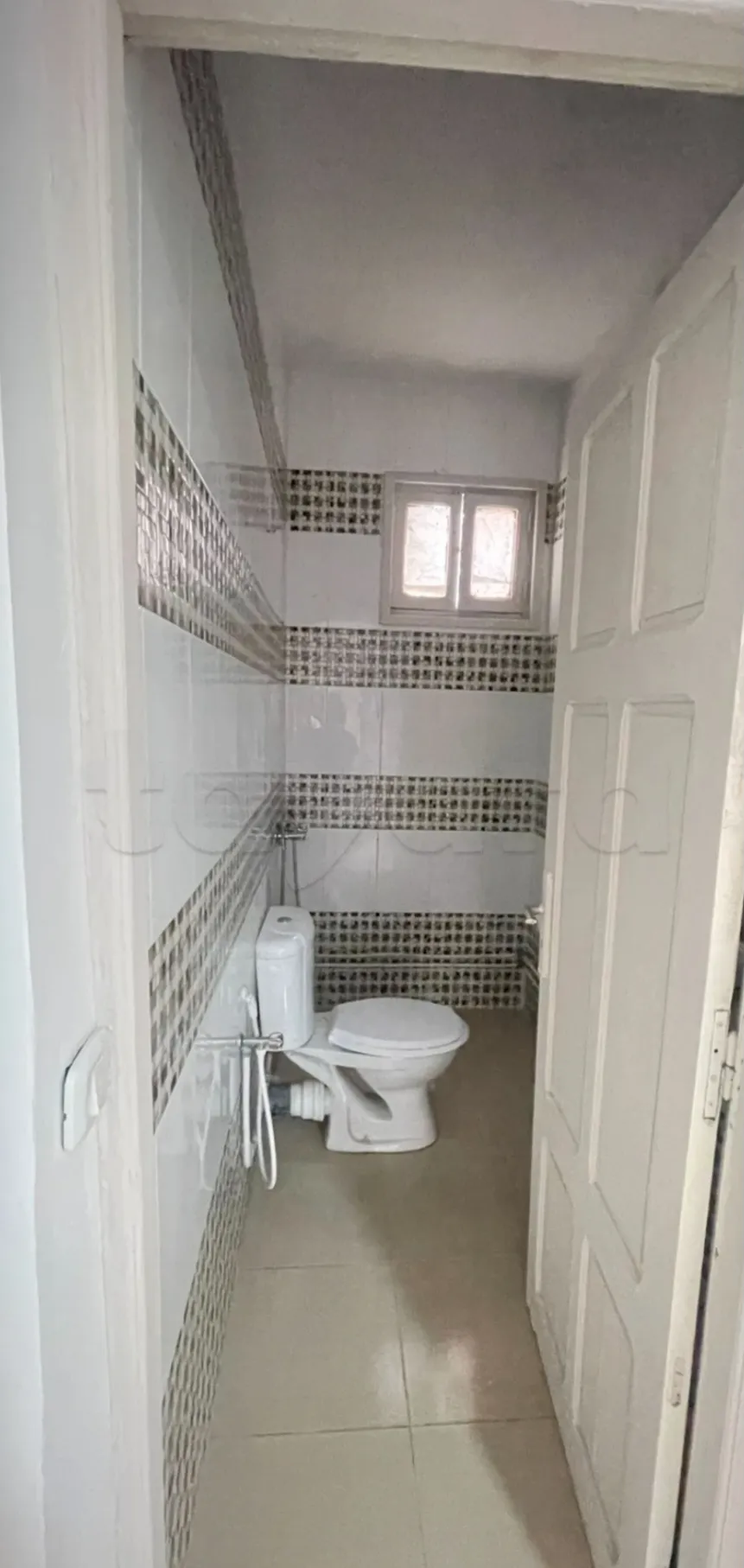 Location S0 vide Ă El Menzah 5