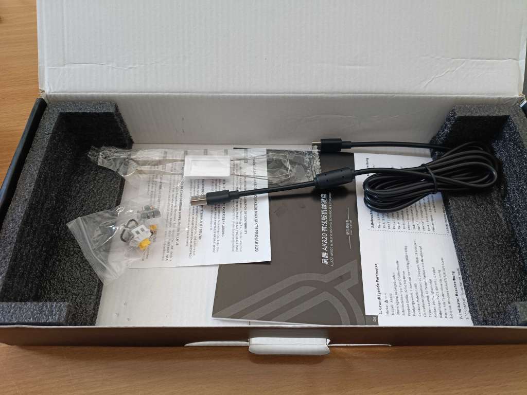 Clavier mecanique AJAZZ ak820