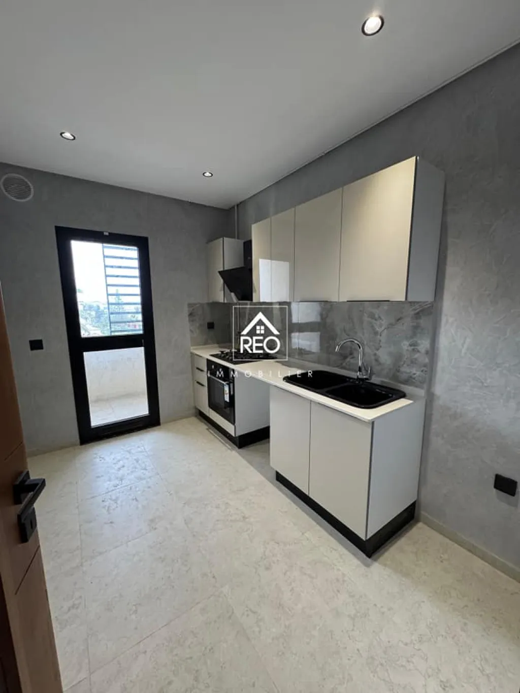 À LOUER : Un appartement S+2 situé à La Nouvelle Soukra ( Jamais habité )