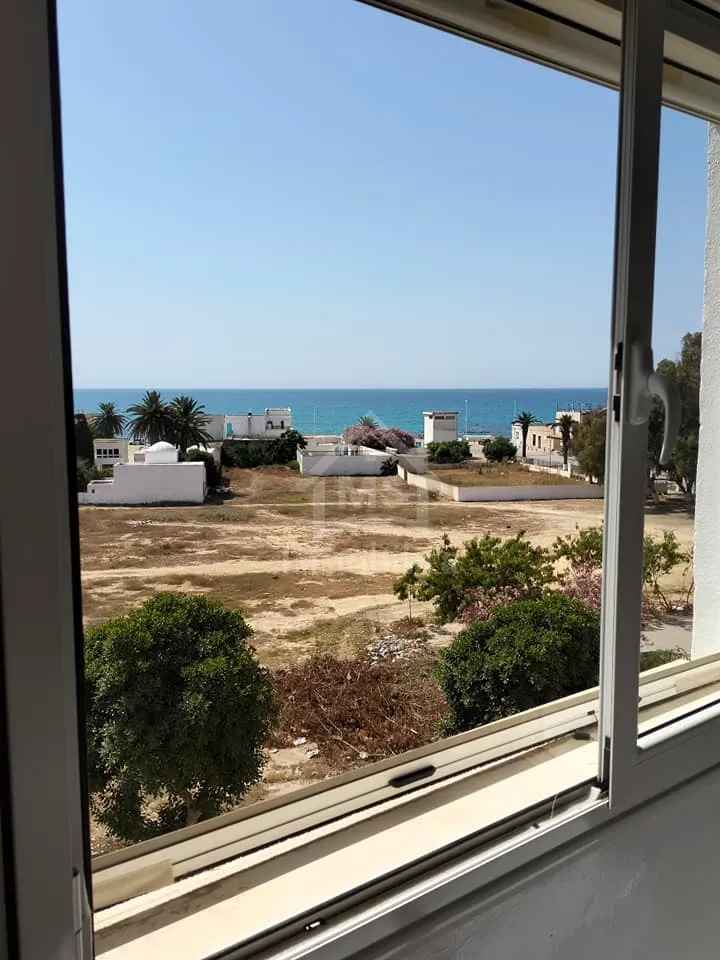 Bel appartement S+3 vue de mer à vendre à Nabeul 51355351