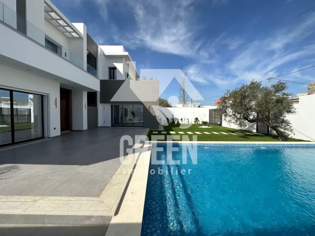villa " VERSACE "