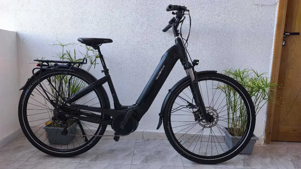 Vélo de ville électrique