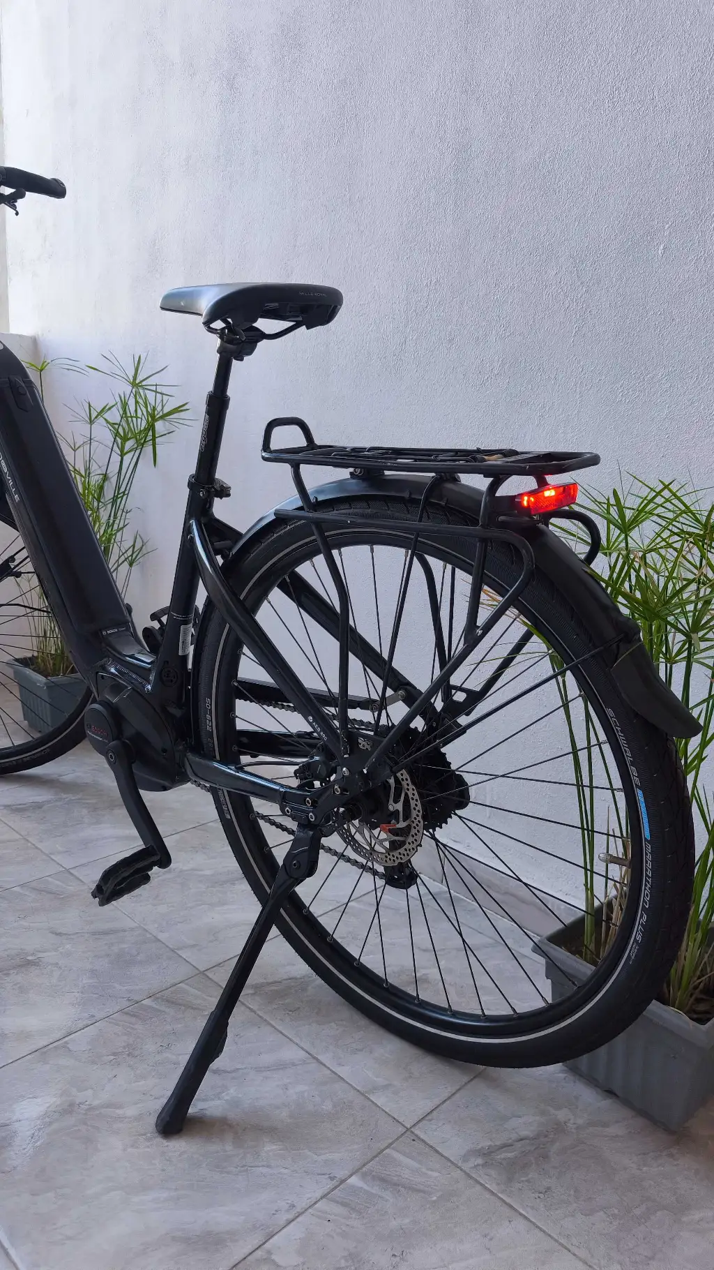 Vélo de ville électrique