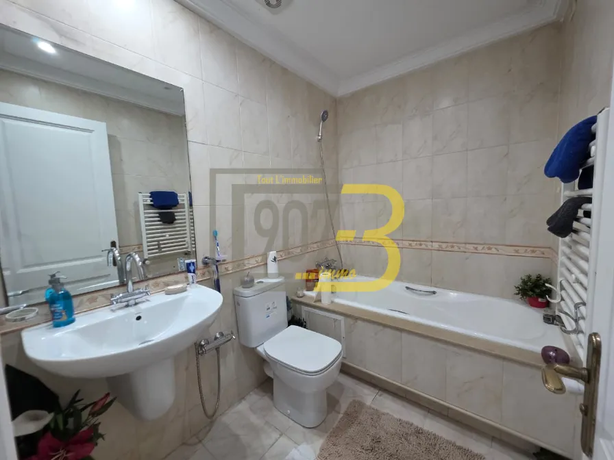 À VENDRE  En Exclusivité S+2  à Ennaser 2 