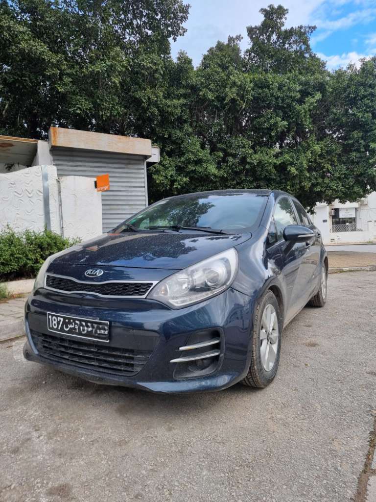 KIA RIO COUPÉ (2016)