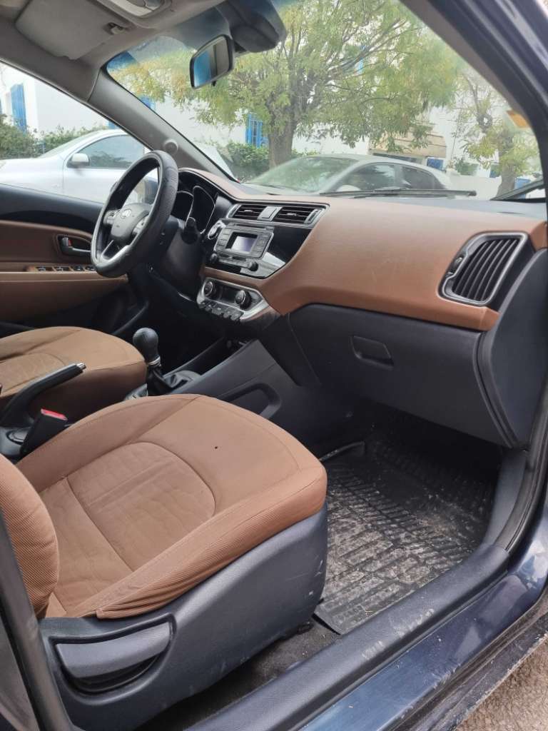 KIA RIO COUPÉ (2016)