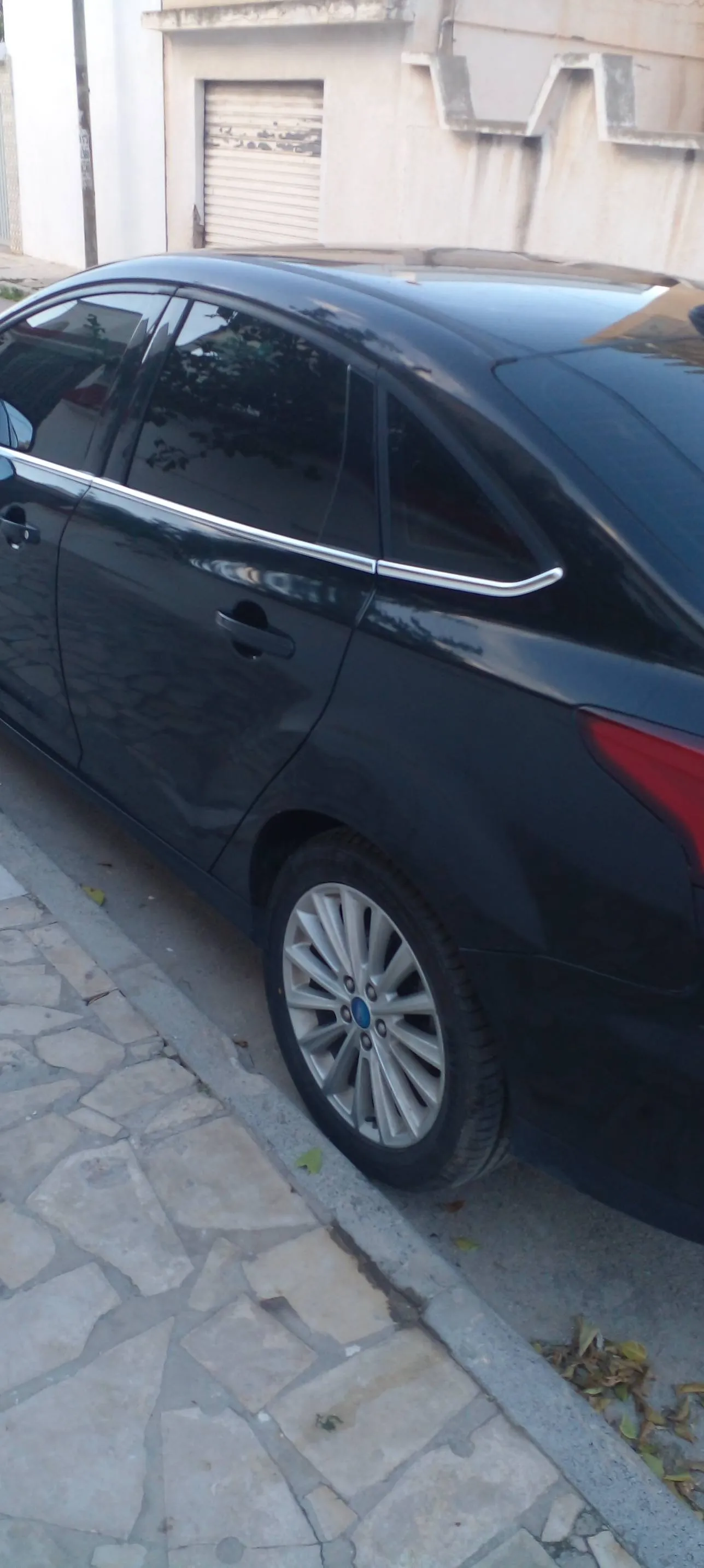 Voiture ford focus a vendre ou echange