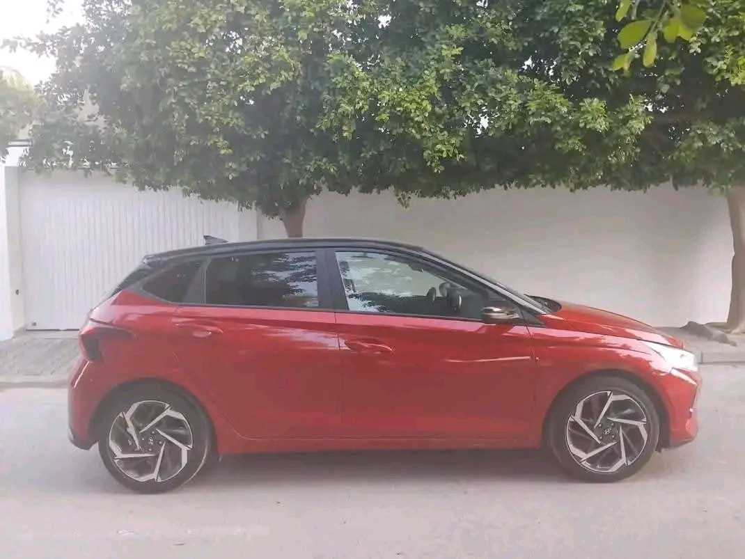 HYANDAI I 20 HIGH GRADE PREMIÈRE MAIN