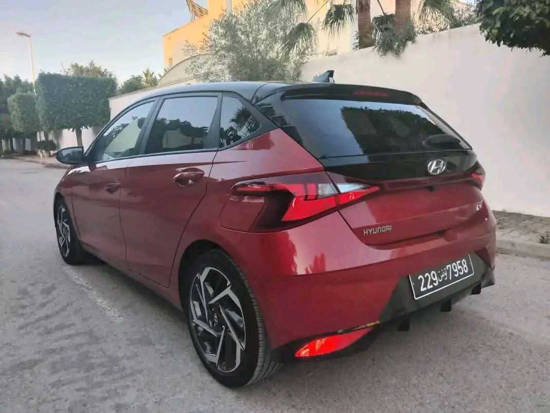 HYANDAI I 20 HIGH GRADE PREMIÈRE MAIN