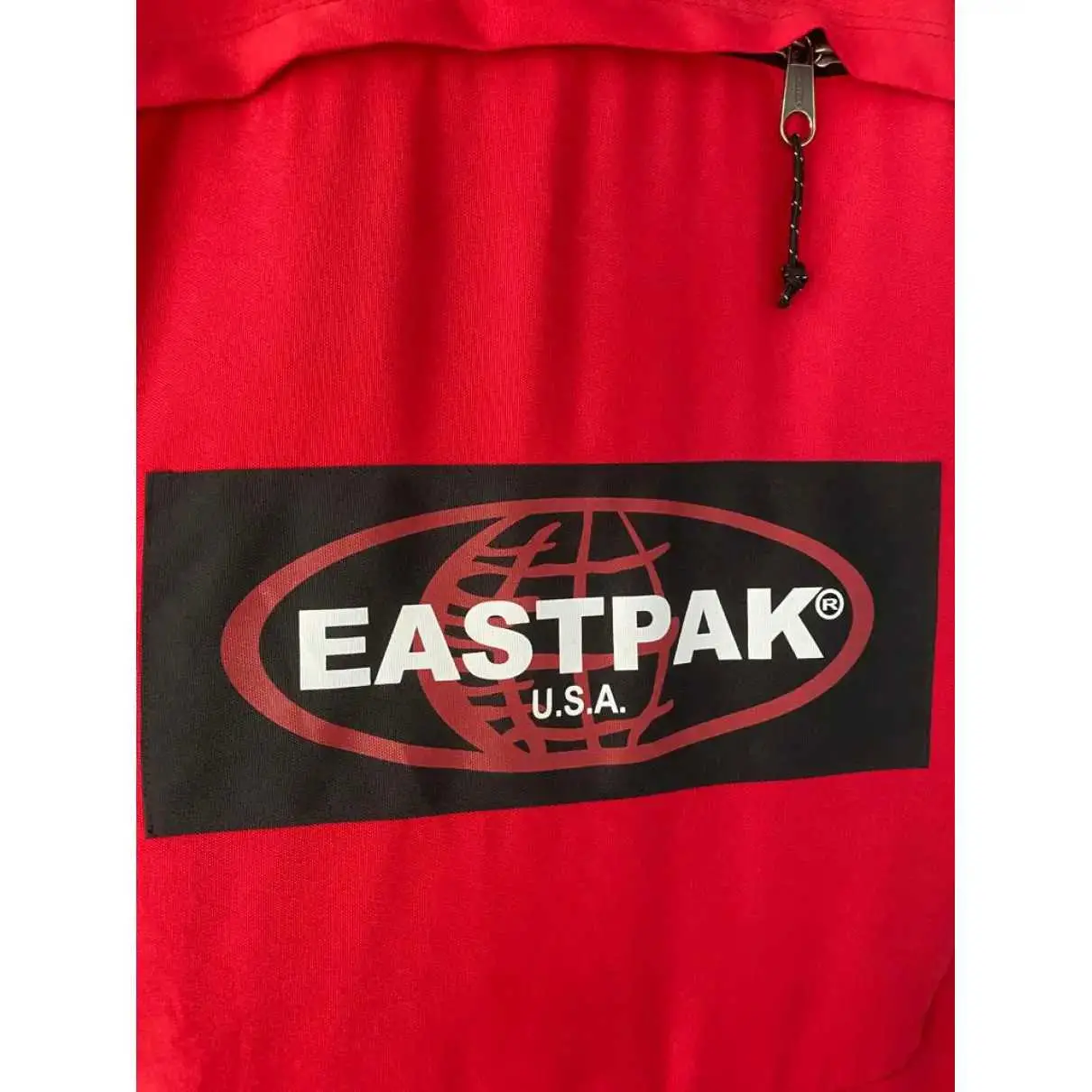 Sac a dos géant Eastpak 