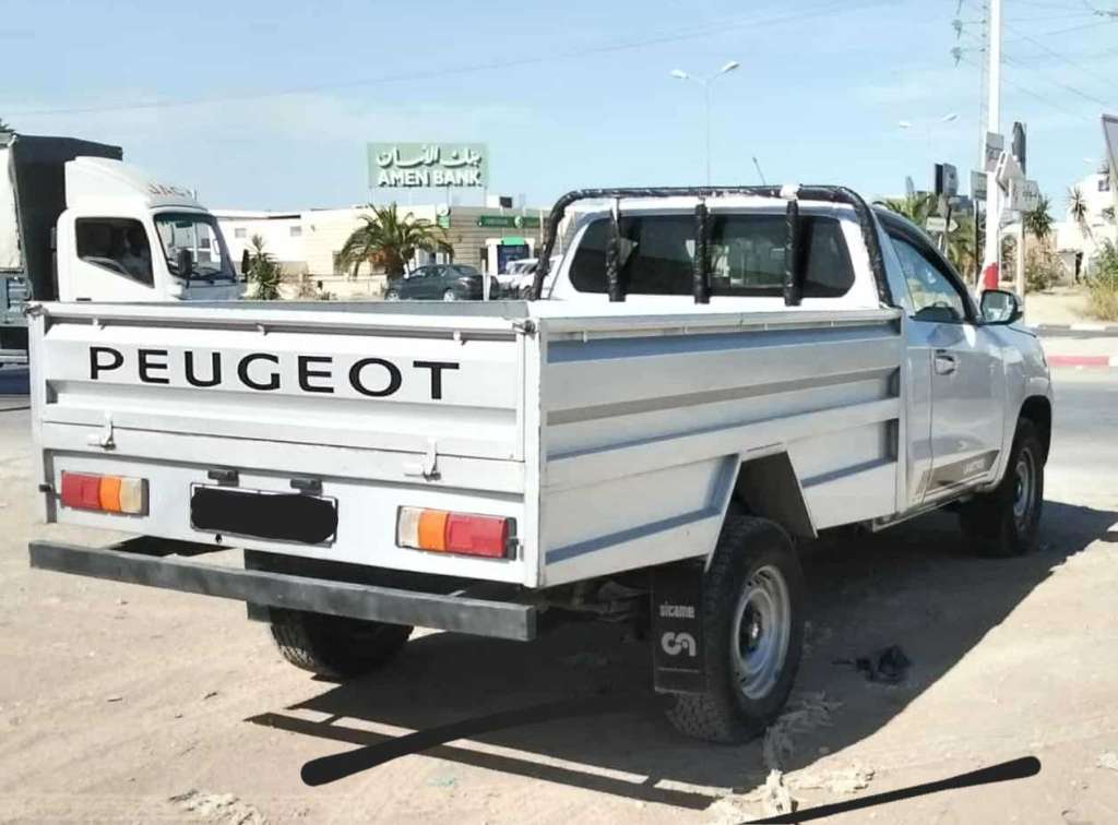 Peugeot Landtrek 