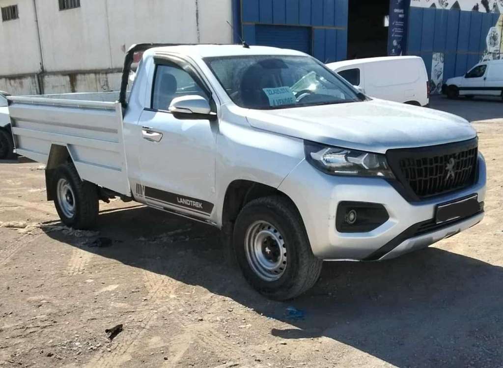 Peugeot Landtrek 
