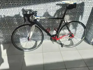 Vélo de route neuf – Première main
