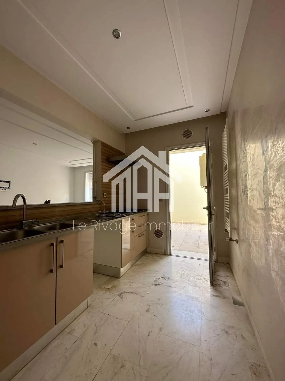 un appartement S+1