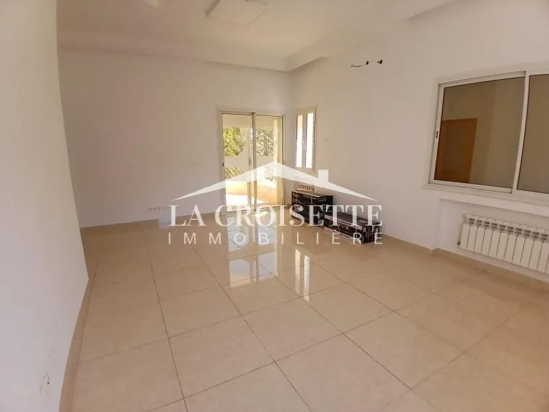 Etage de villa s4 au Lac2 ZEL0549
