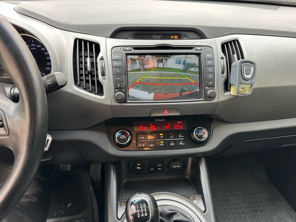 Kia Sportage phase3 diesel 1.7l full options etat neuf tu 255