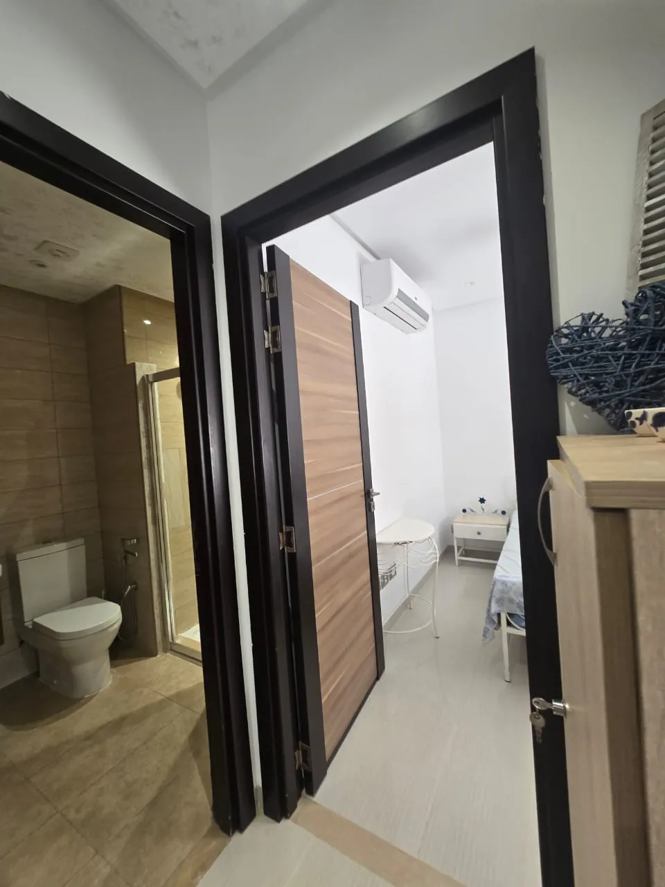 đȘA VENDRE S+1 pied dans lâeau Ă chott Mariem