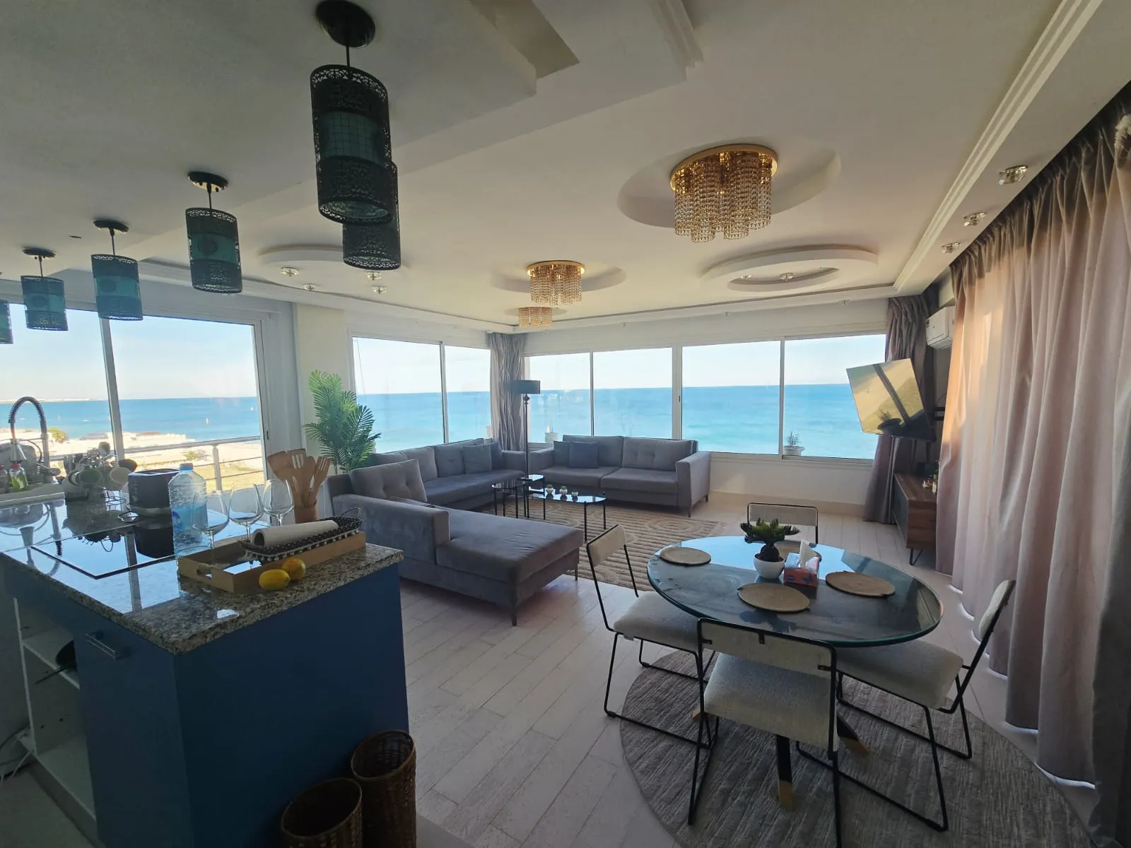 🌊Penthouse S+2 Pieds Dans L'eau En Vente | Chott Mariem