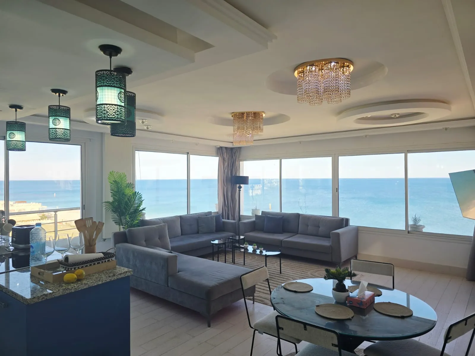 🌊Penthouse S+2 Pieds Dans L'eau En Vente | Chott Mariem