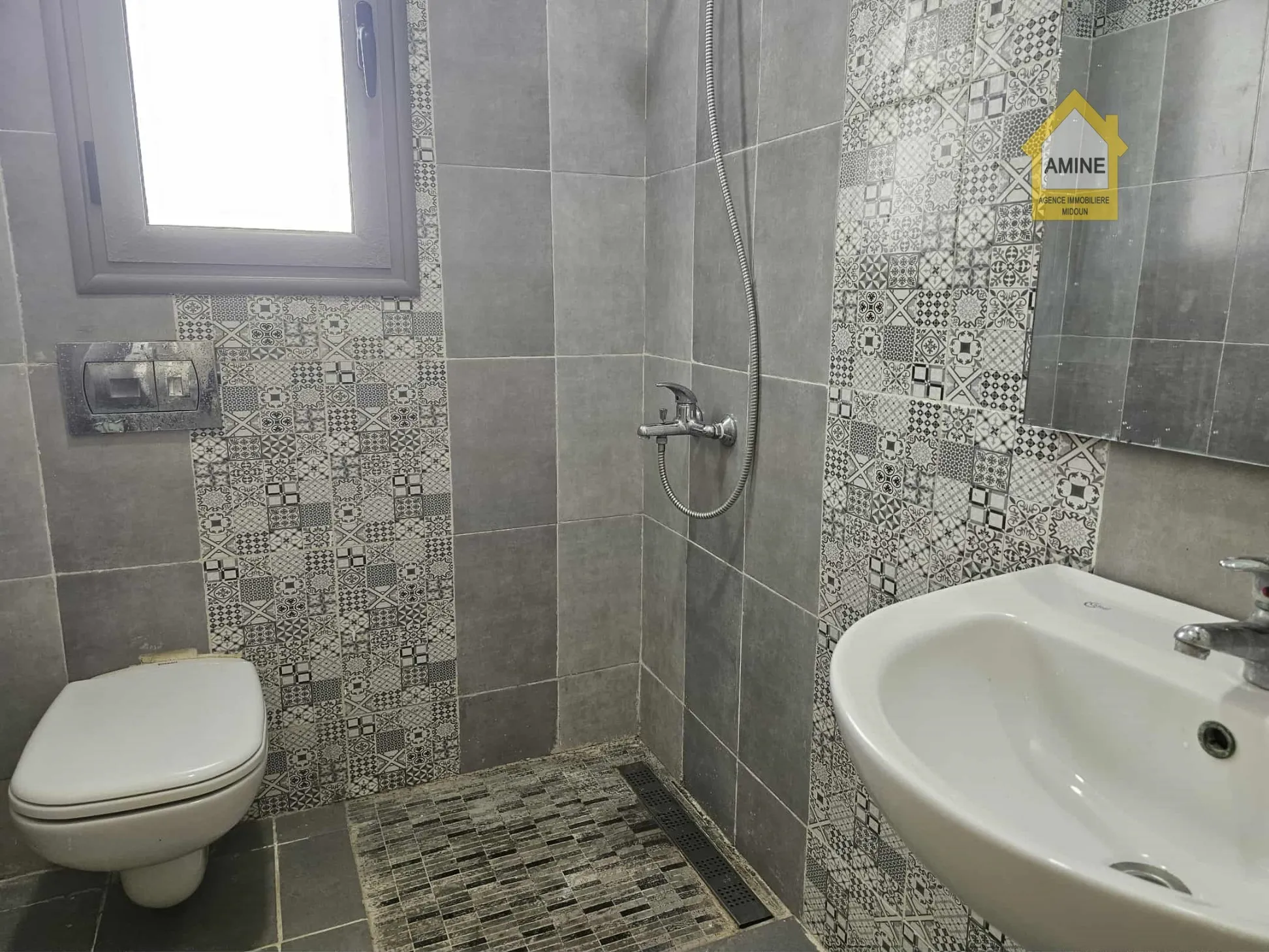 Villa moderne de plain-pied à louer à Tezdaine – Djerba