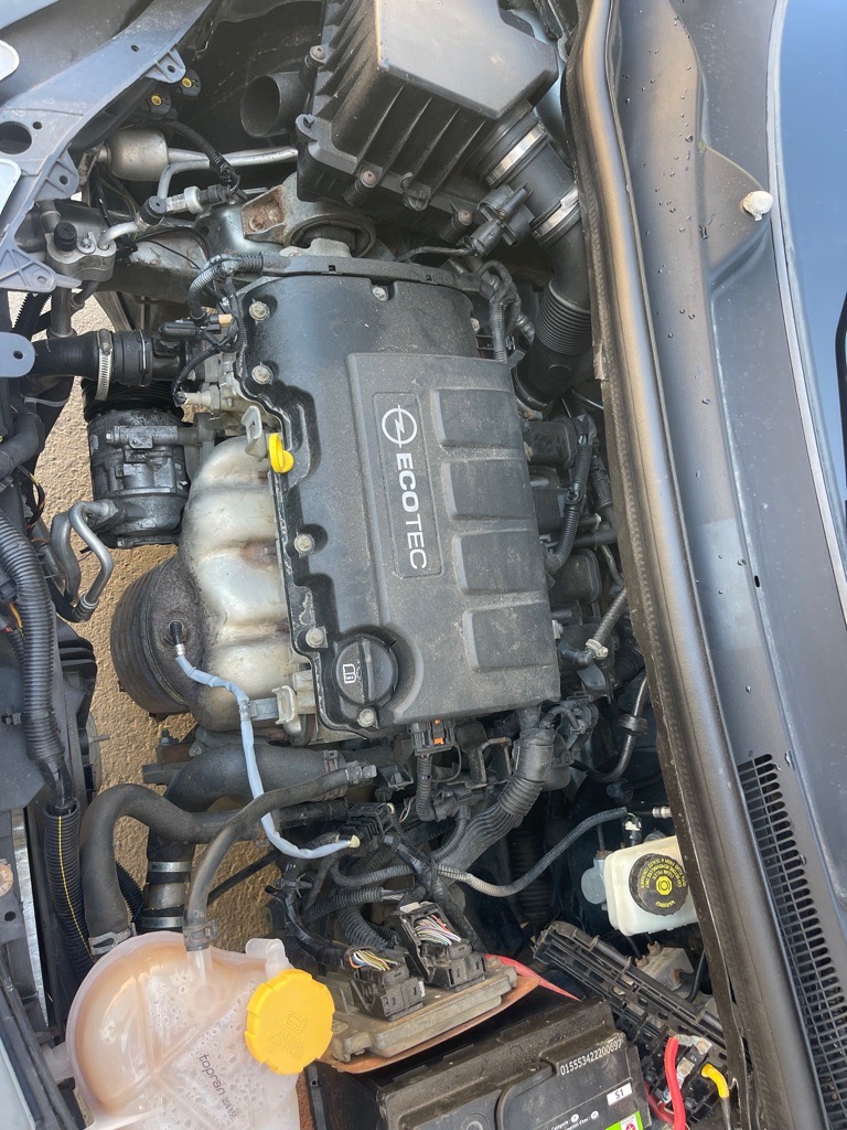 Opel corsa Eco premier main