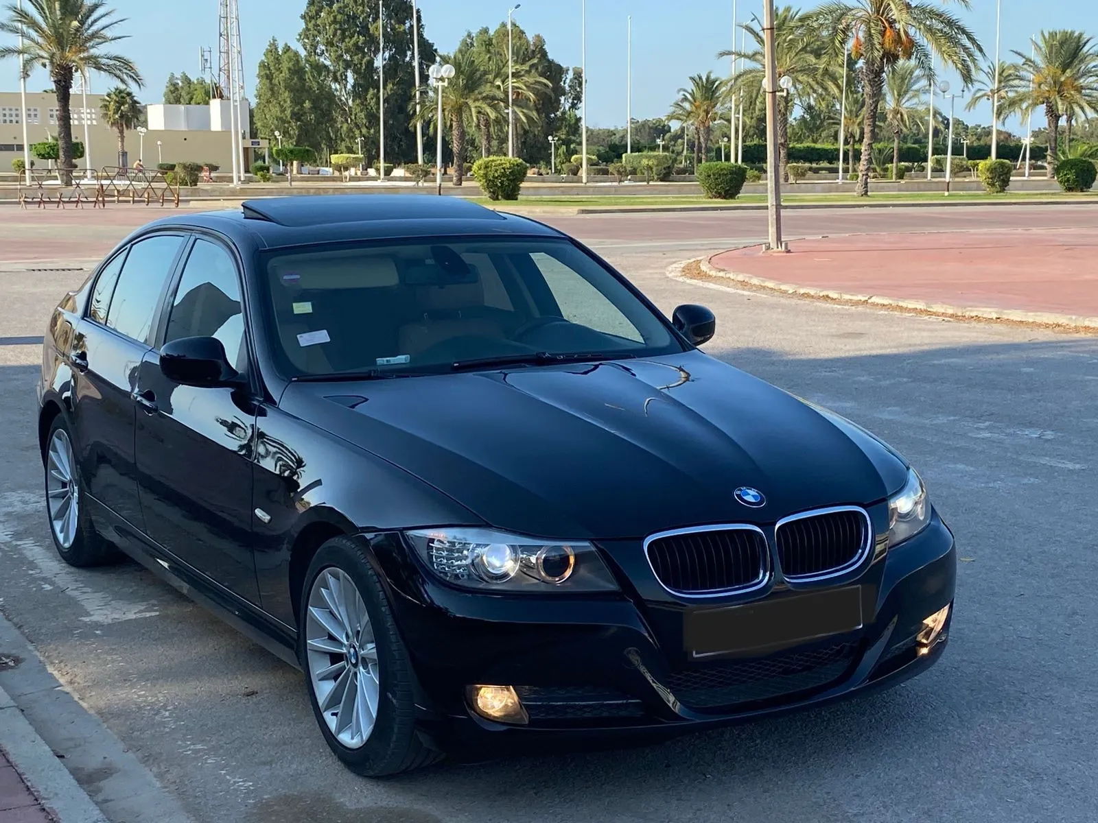 À VENDRE – BMW Série 3 E90 316i (2011) Moteur N45 État impeccable, entretien à jour