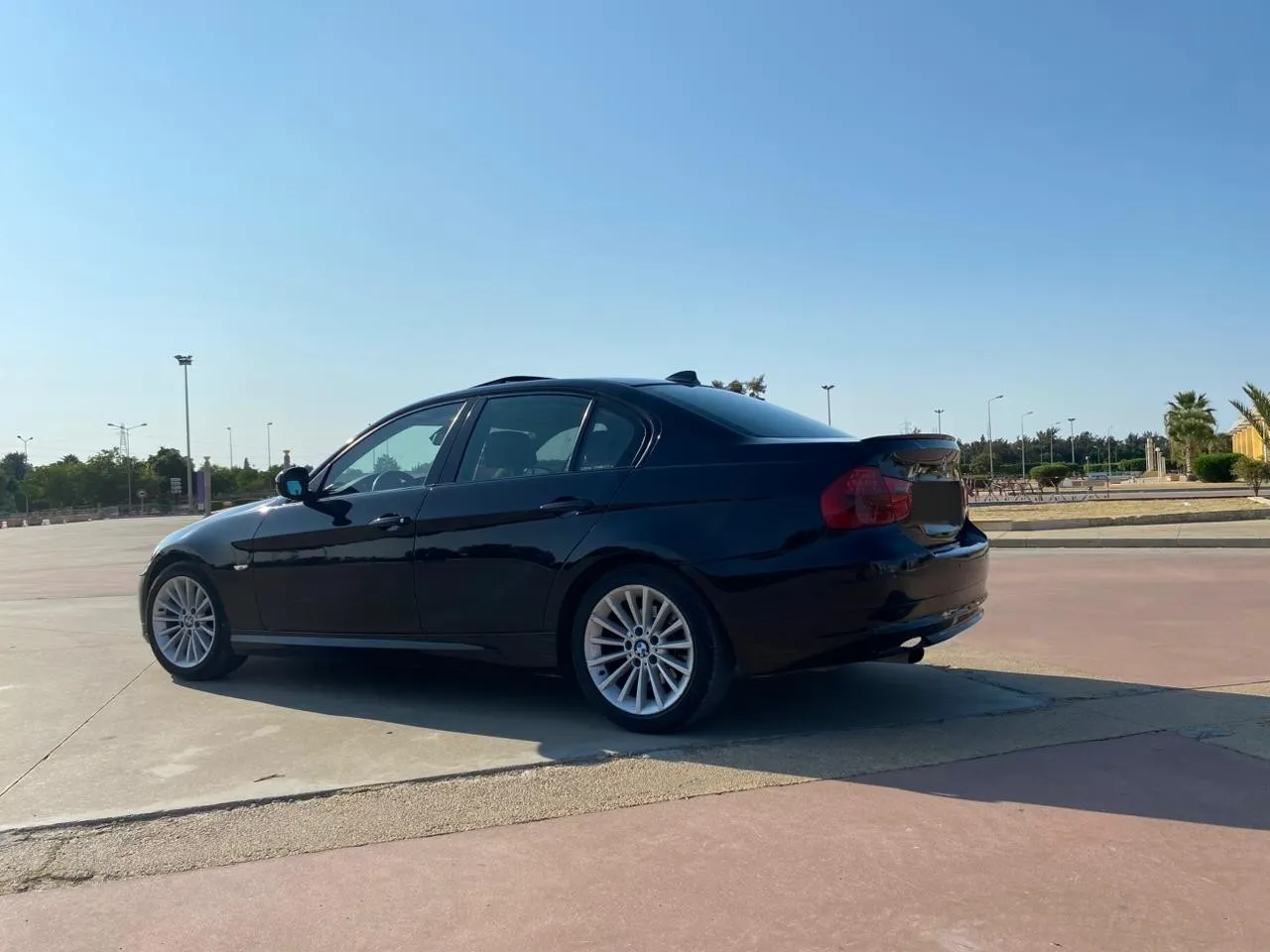 À VENDRE – BMW Série 3 E90 316i (2011) Moteur N45 État impeccable, entretien à jour