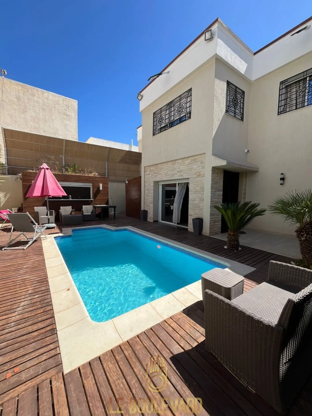 A Louer Villa Duplex S+4 Haut Standing Avec Piscine Ă Hammamet Sud
