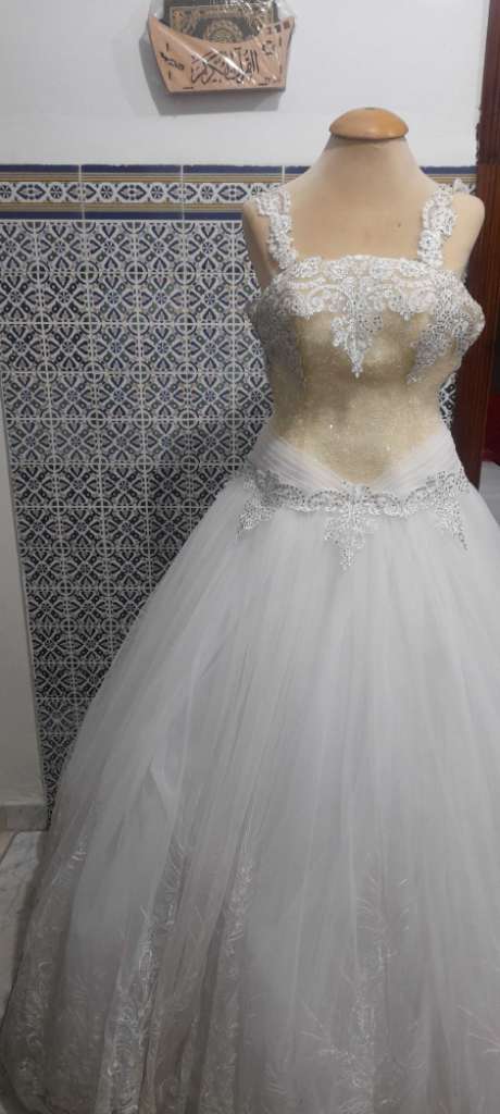 Robe fiançailles où  Mariage