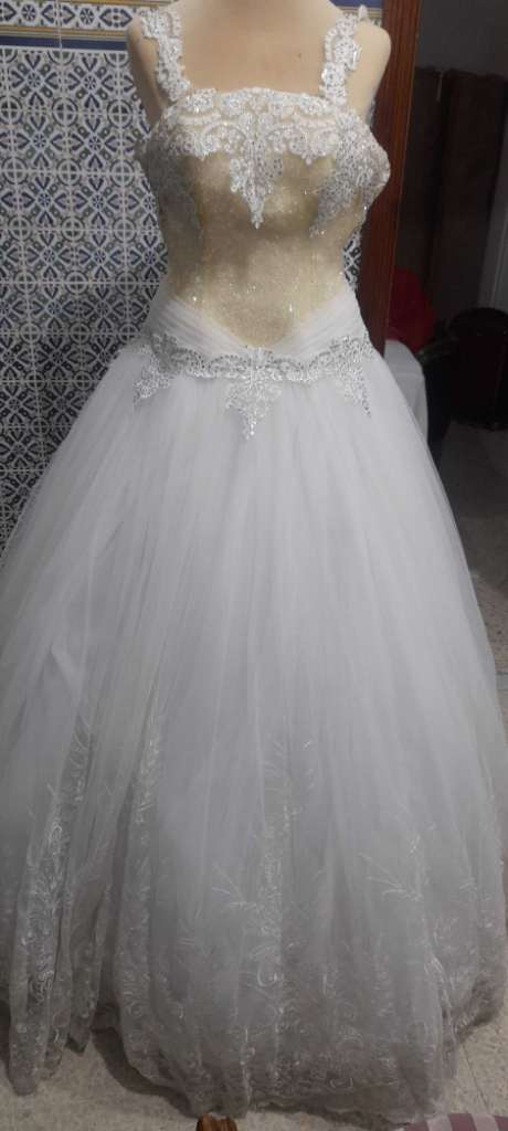 Robe fiançailles où  Mariage