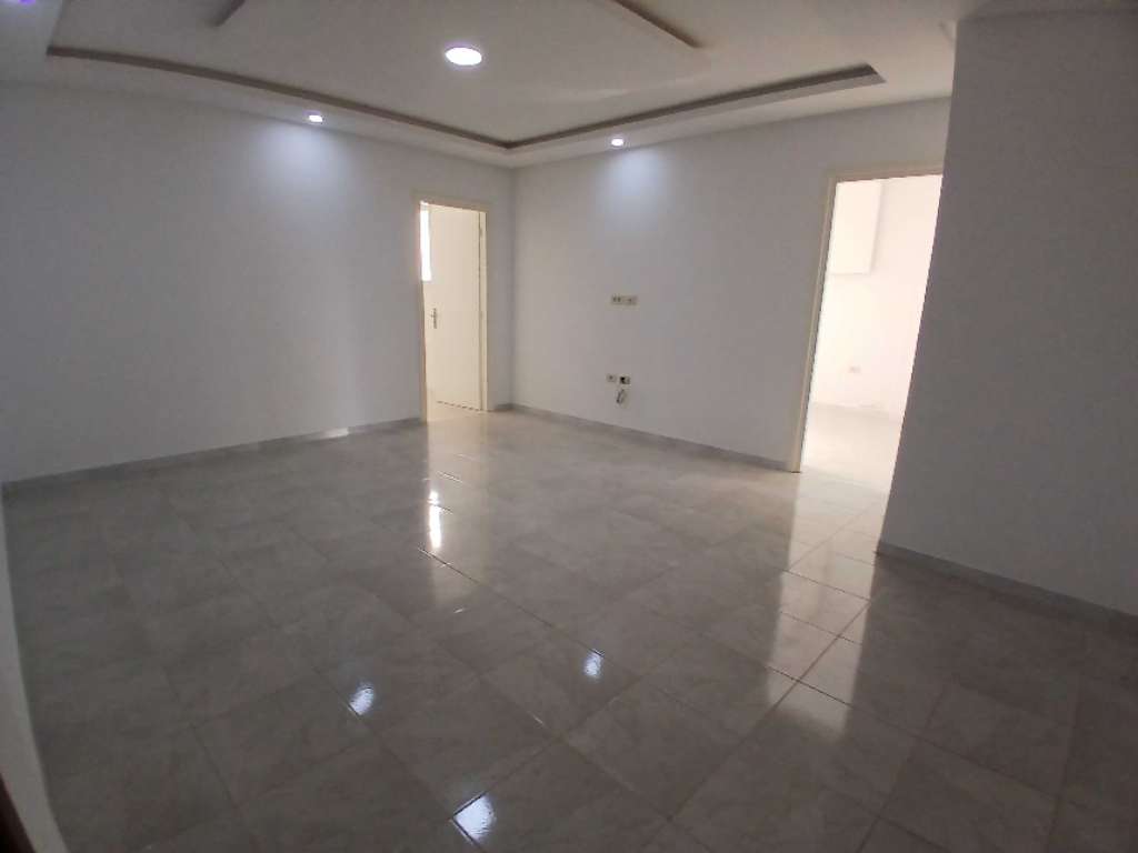 A louer bureau au premier étage situé zone zone hôpital Sahloul