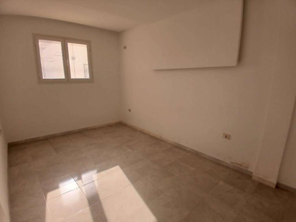 A louer bureau au premier étage situé zone zone hôpital Sahloul