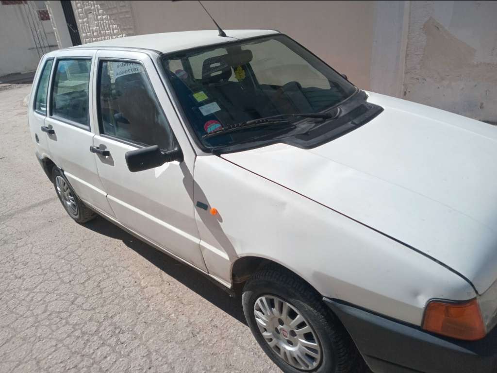FIAT UNO