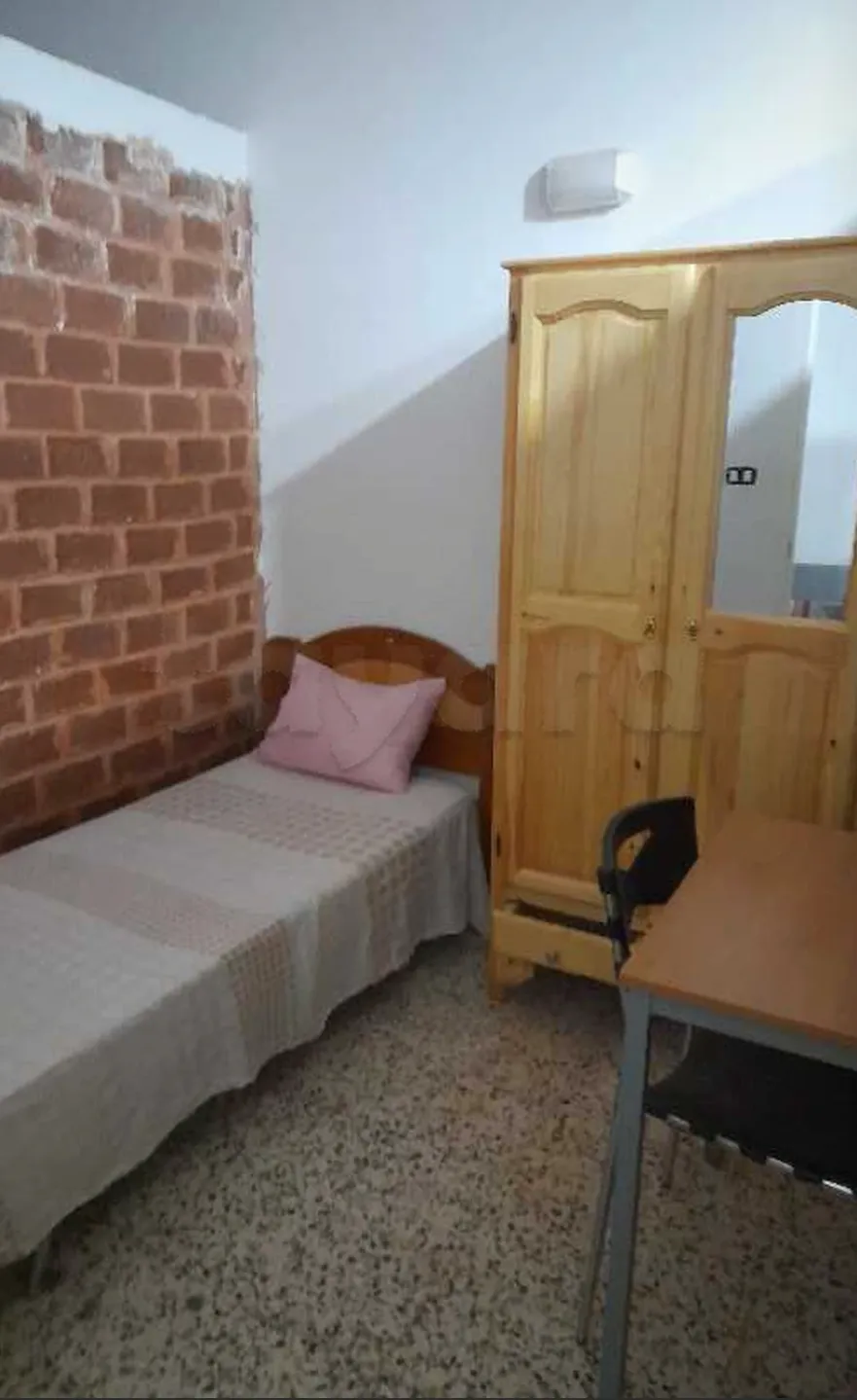 Location S2 meublé à Cité Olympique 