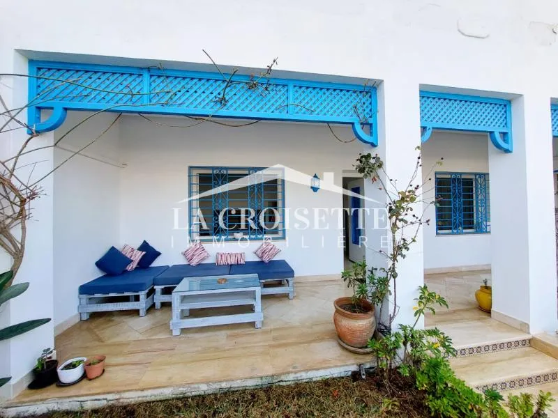 Rez-de-chaussée de villa meublé avec jardin à La Marsa MRCL0116 