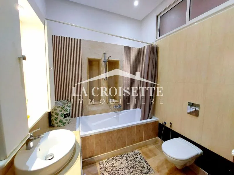 Rez-de-chaussée de villa meublé avec jardin à La Marsa MRCL0116 