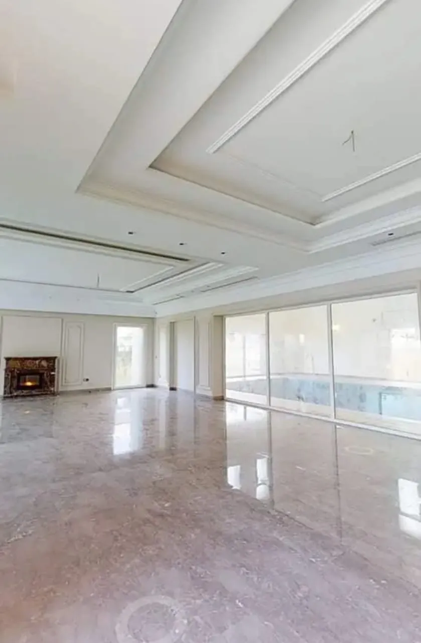 A vendre une Villa Prestigieuse à la Baie des Anges, Proche de Port El Kantaoui