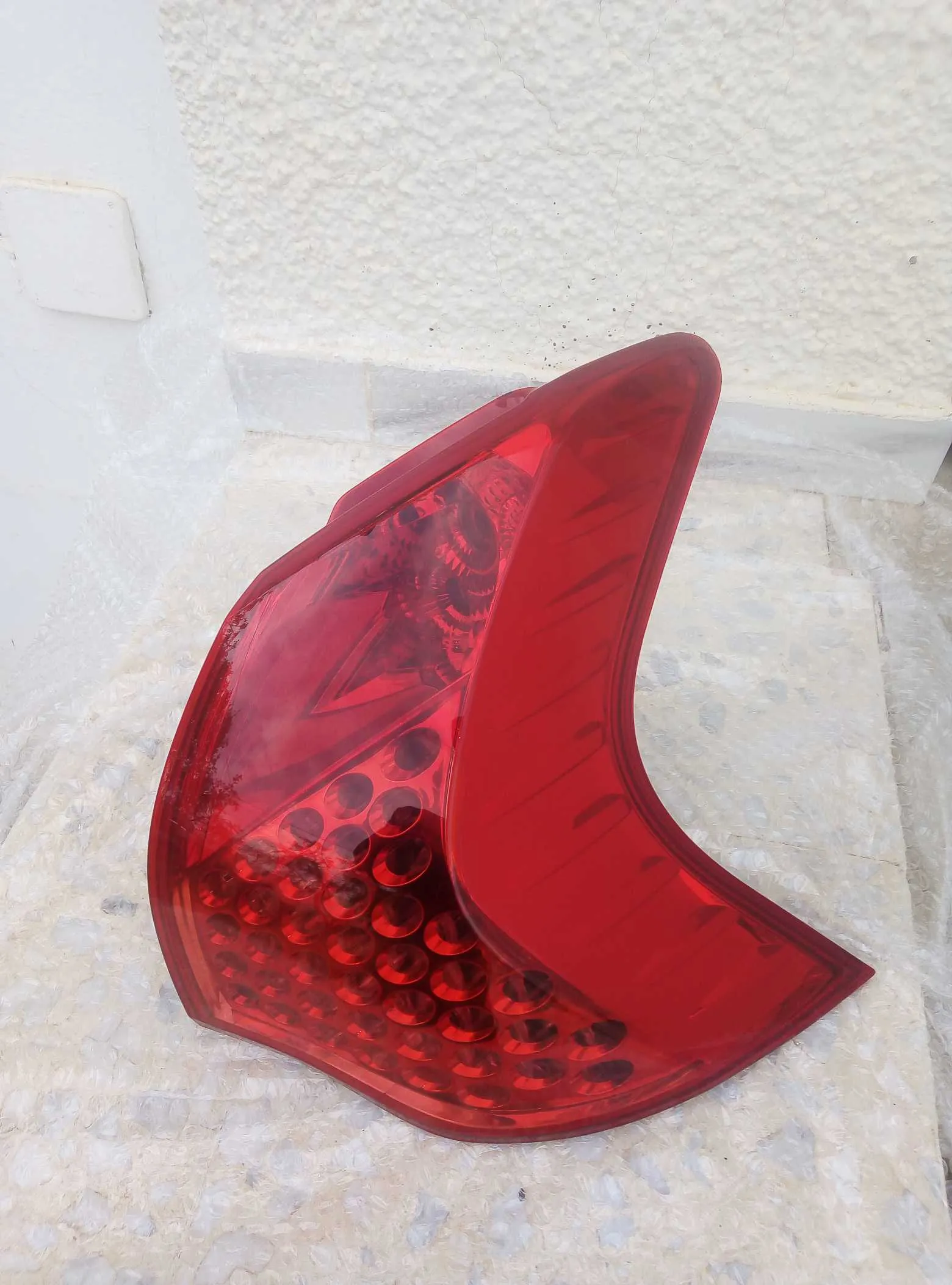 Pièces et accessoires divers pour Peugeot 3008 .Tel:51 670 816 .