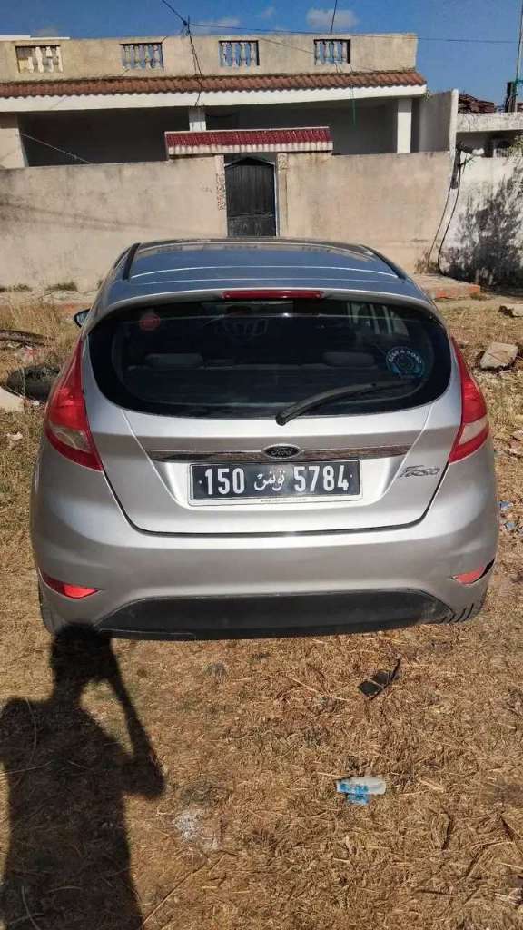 ford fiesta titanium