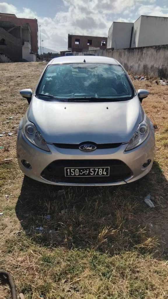 ford fiesta titanium