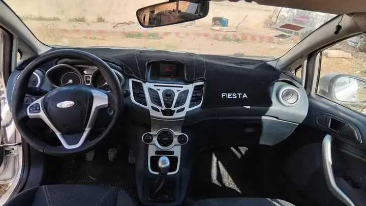 ford fiesta titanium