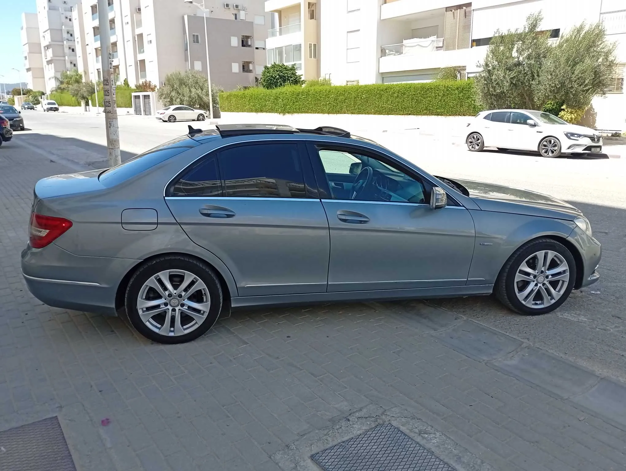 Mercedes