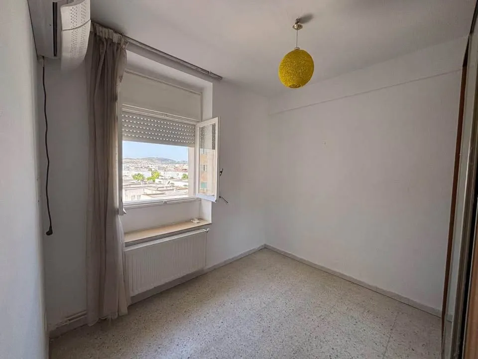 Appartement S+3 à Cité Behi Ladgham