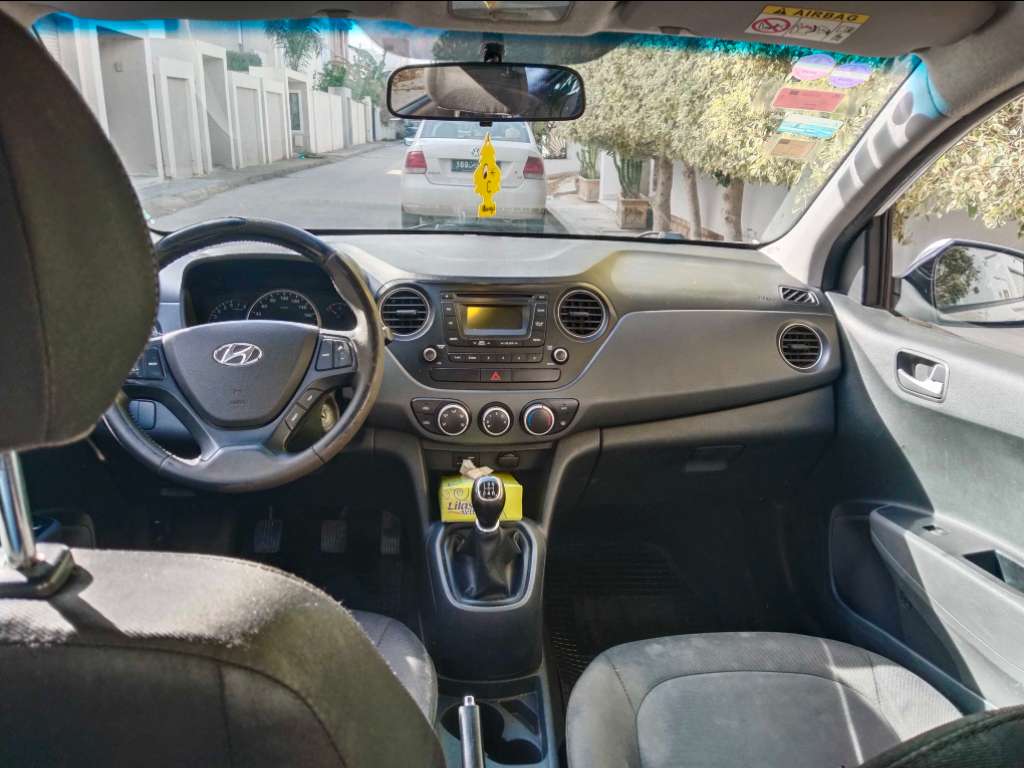 Hyundai grand i10