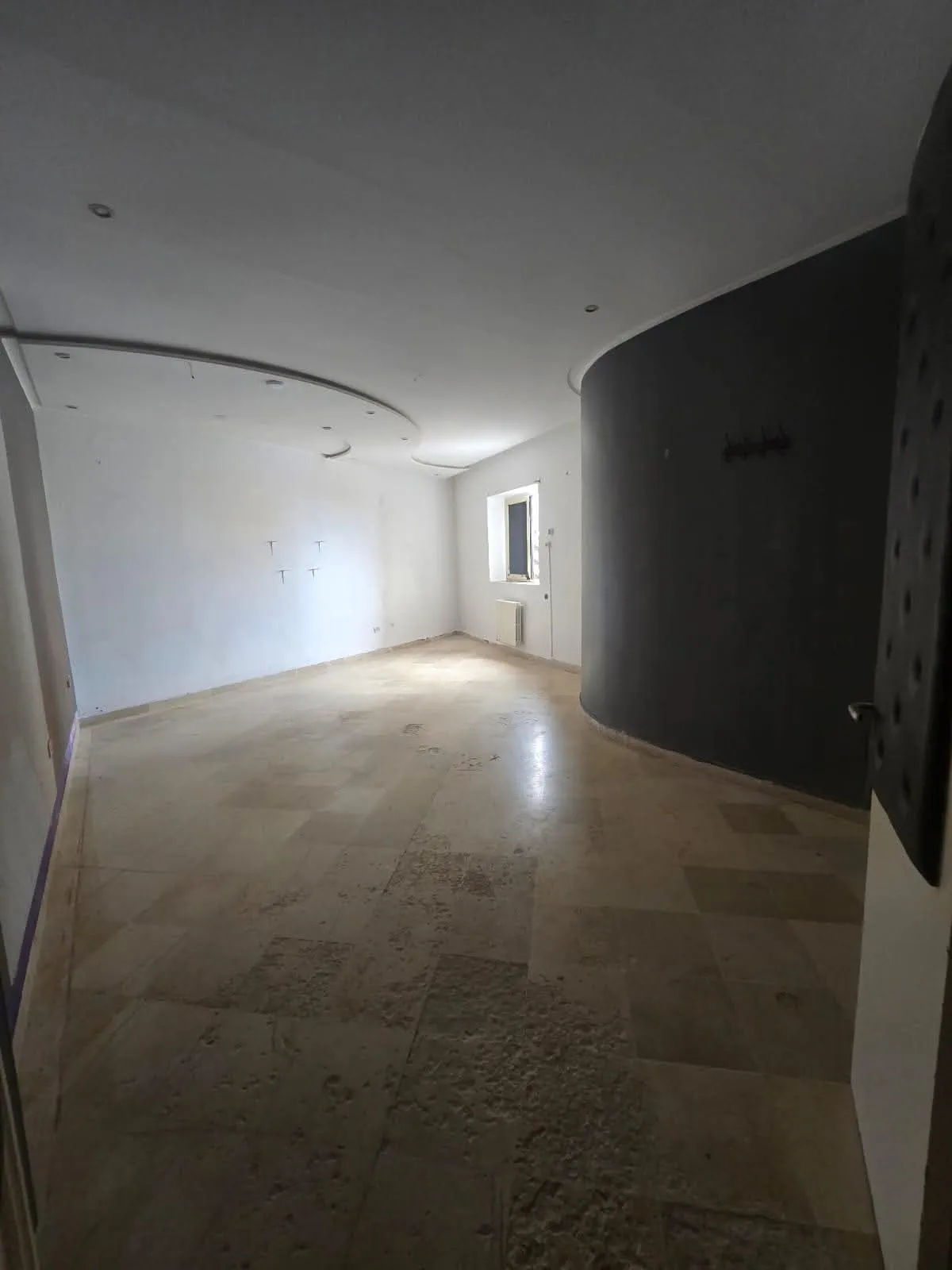  Appartement S+2 de 112m² avec place de parking privé au sous-sol